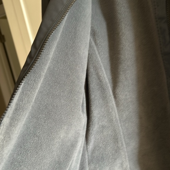 Columbia Jacket w/Fleece Lining - Picture 6 of 10